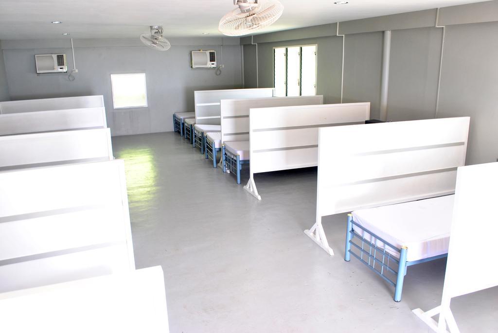 Leyte Park Resort Hotel Tacloban Szoba fotó