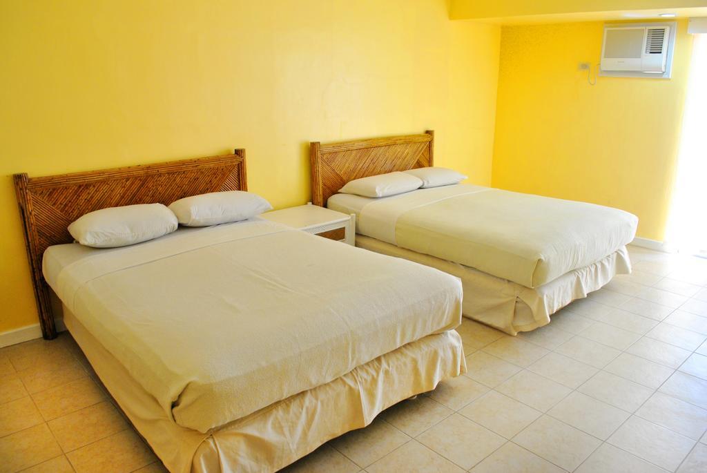 Leyte Park Resort Hotel Tacloban Szoba fotó