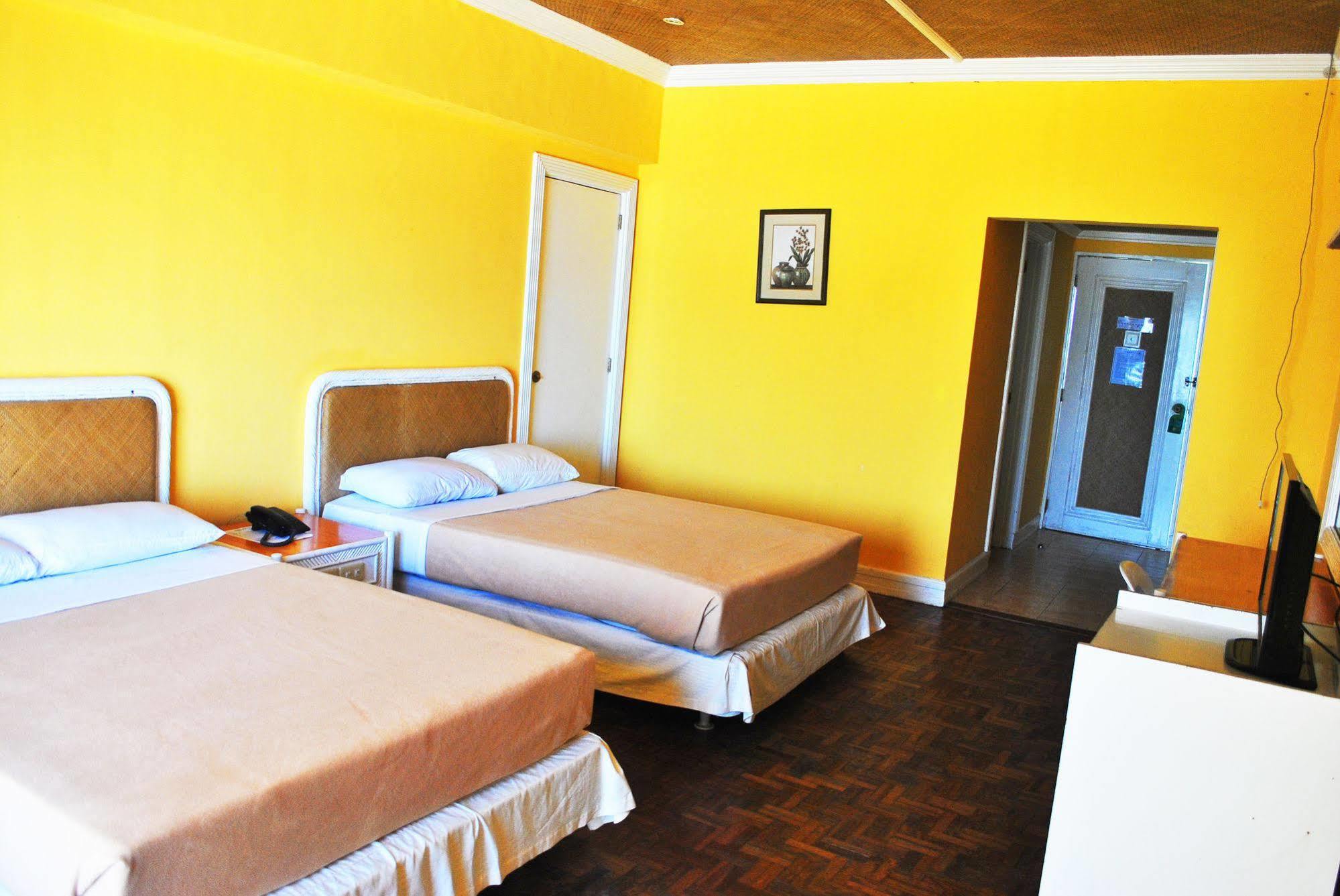 Leyte Park Resort Hotel Tacloban Kültér fotó