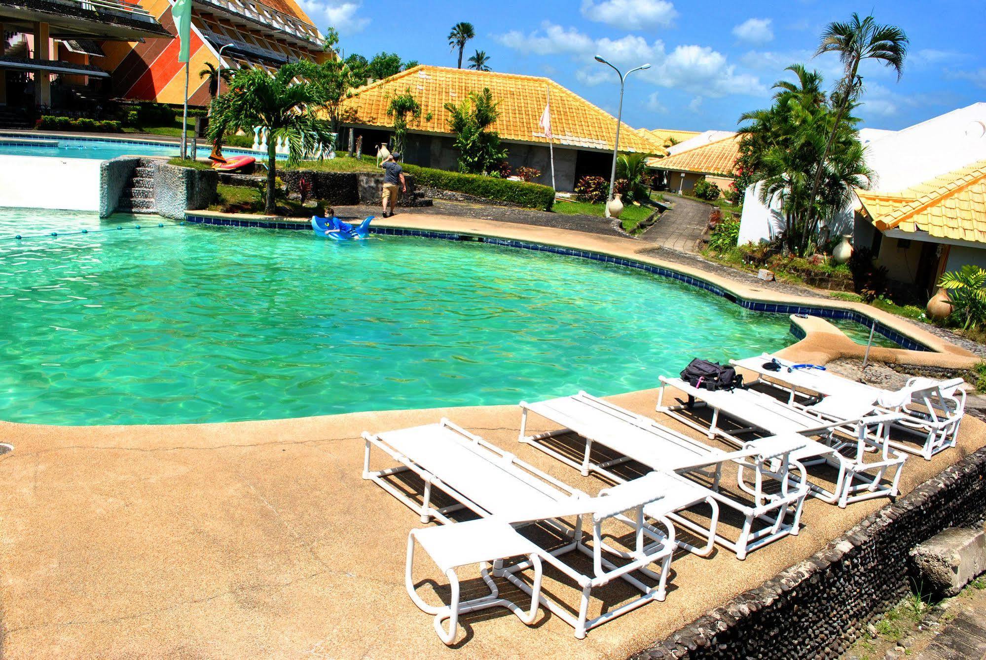 Leyte Park Resort Hotel Tacloban Kültér fotó