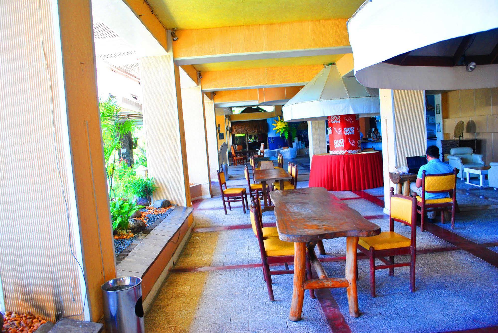 Leyte Park Resort Hotel Tacloban Kültér fotó