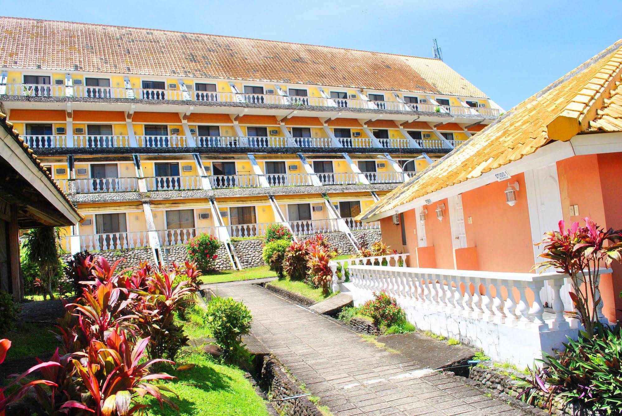 Leyte Park Resort Hotel Tacloban Kültér fotó