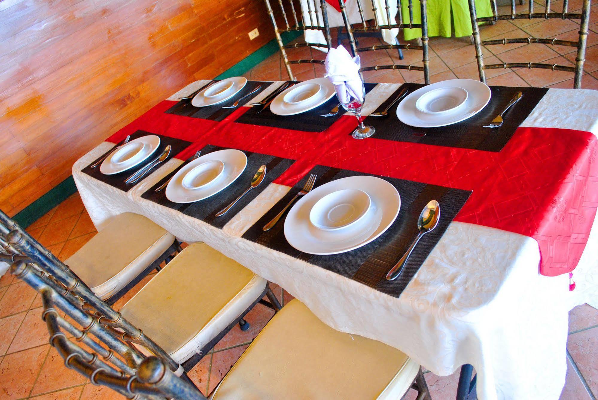 Leyte Park Resort Hotel Tacloban Kültér fotó